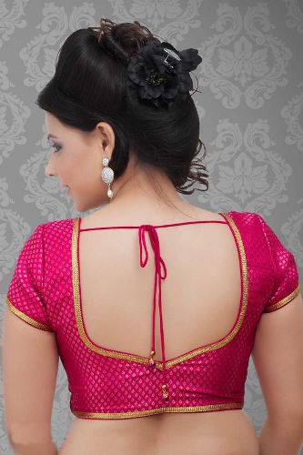 Blusa rosa de corte bajo para los saris simples y sencillos