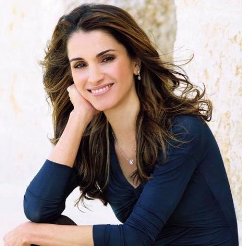 Labios de Queen Rania Beauty Tips