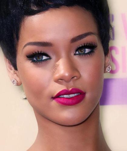 Rihanna Beauty Tips Labios
