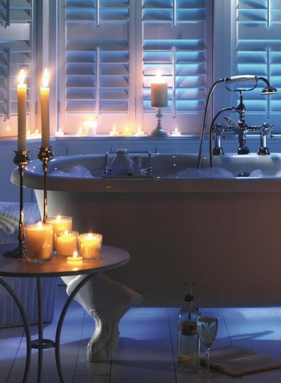 חדר אמבטיה רומנטי אמבט רגל לבן