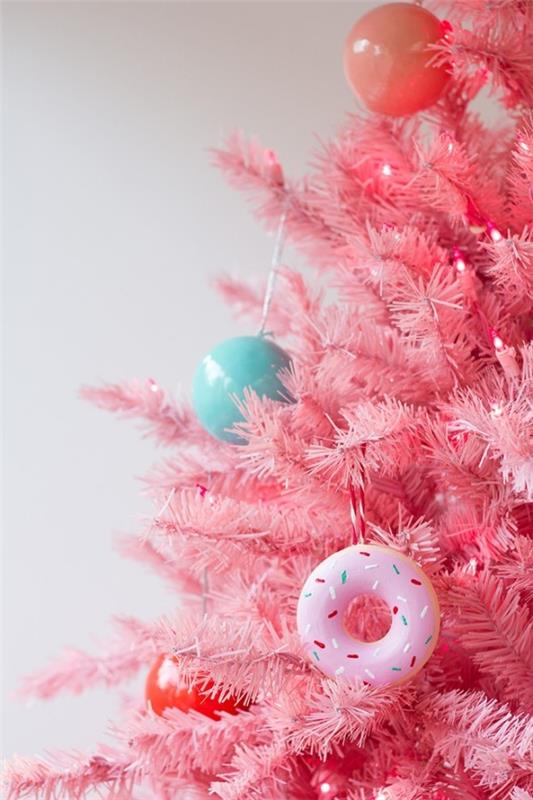 עץ אשוח ורוד רעיונות לחג המולד