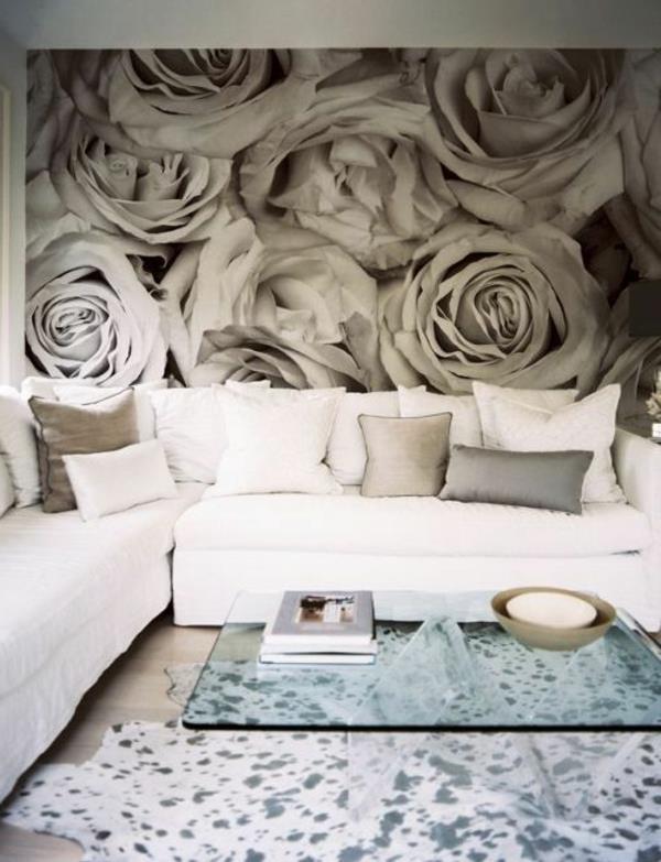 טפט ורדים בסלון שטיח פרווה בעיצוב קיר