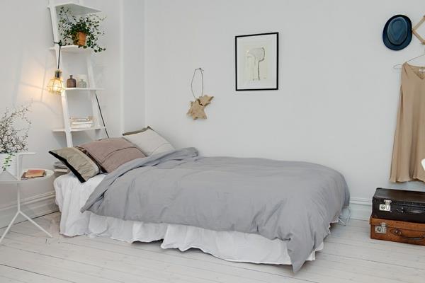 רעיונות לחדר שינה קישוט קיר למיטה בסגנון סקנדינבי צמחים פנימיים