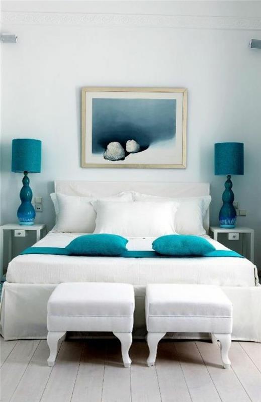 עיצוב חדר שינה עיצוב ימי כריות כחולות תכלת אורות ליליים
