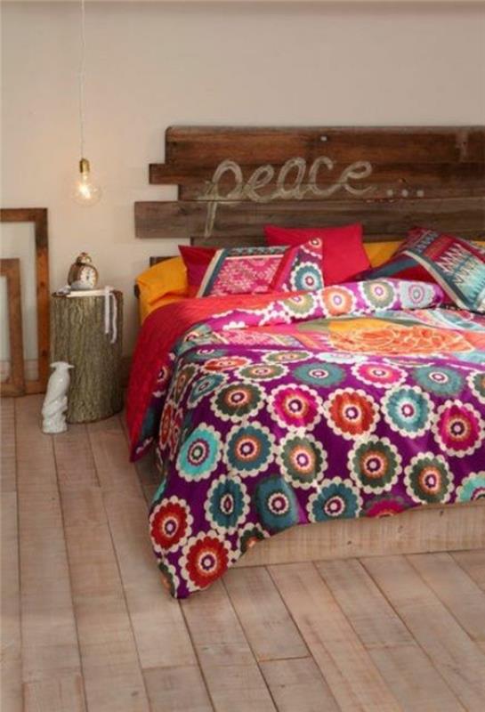 עיצוב חדר שינה ראש מיטת עץ עשה זאת בעץ צבעוני בדוגמת כיסוי מיטה מעץ עץ