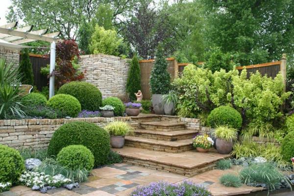 רעיונות לגינה יפים תמונות לגינה קישוטים לגינה מדרגות