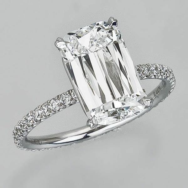 טבעת אירוסין יפה להפוך הצעת נישואין לאירוסין