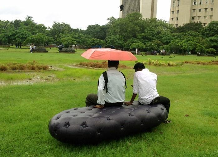 ספסל עירוני יוצא דופן אוסף גשם