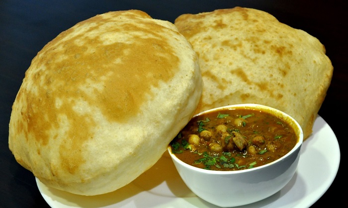 Famoso Chole Bhature a Lucknow