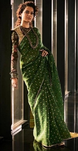 Kangana Ranaut en sari verde