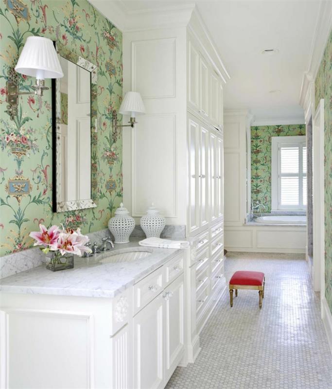 טפט בדוגמת אמבטיה קיר בדוגמת פרחים ריהוט אמבטיה לבן
