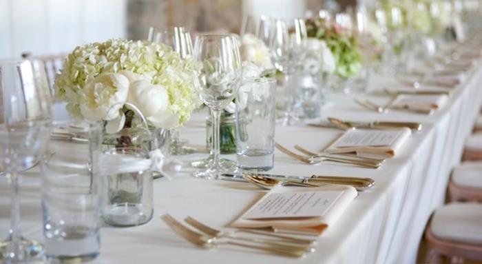 קישוט שולחן לחתונה בסגנון סקנדי