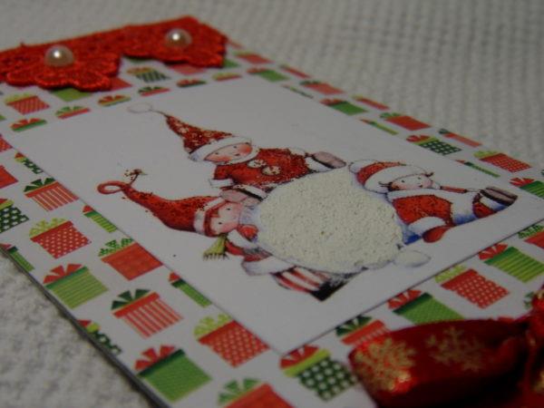 רישומים נהדרים עם גמדים וסנטה קלאוס שעושים כרטיסי חג המולד