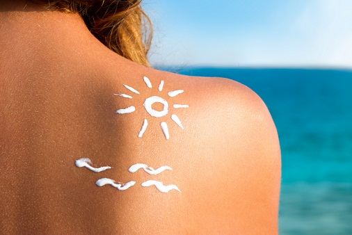 Crema solare per una pelle radiosa