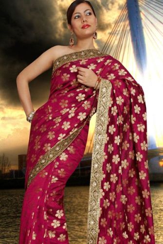 Il matrimonio Varanasi Saree