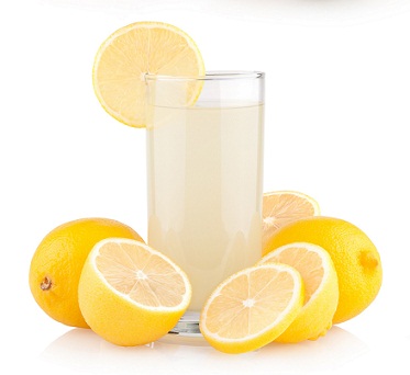 Rimedio casalingo al succo di limone per una pelle perfetta