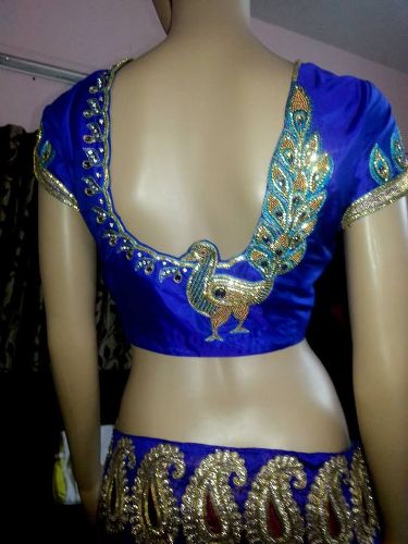 Diseños de bordado de blusa de boda-Blusa de bordado de pavo real azul 11