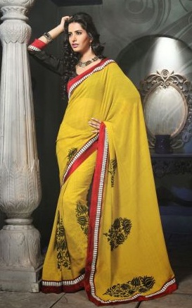 10. Sari di design in chiffon giallo