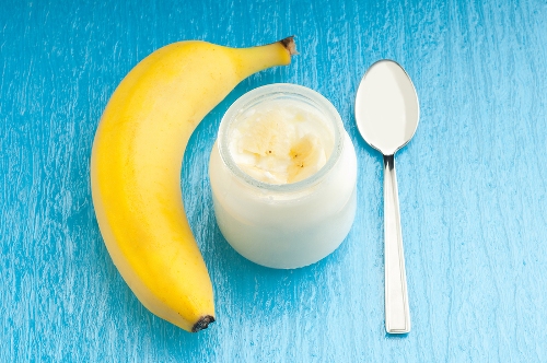 combinazioni di cibi salutari banana e yogurt per dimagrire