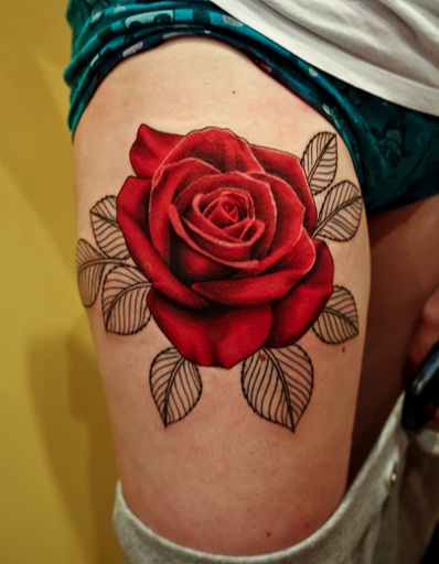Tatuaje tribal de una rosa antigua