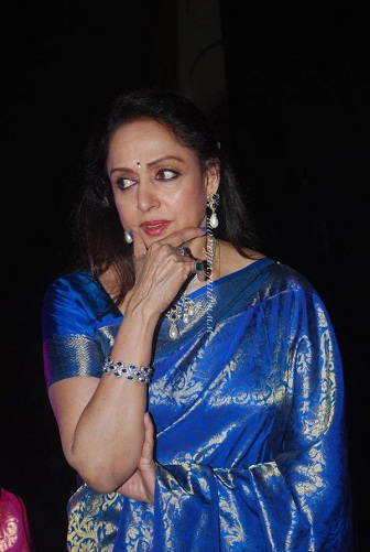 Blusa de diseñador para saris Pattu (editado) 5