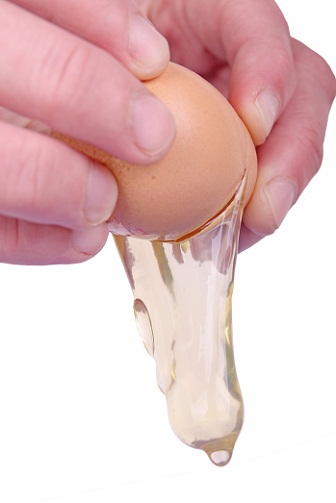 Mascarilla de clara de huevo para espinillas