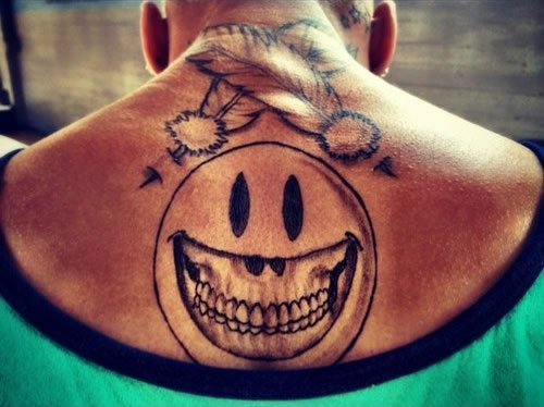 Tatuaje De Chris Brown En La Espalda