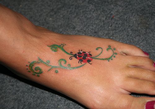 Diseño Decorativo Mariquita Tatuaje