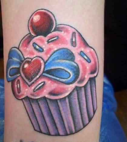 Tatuaggio Stile Cupcake Ciliegia