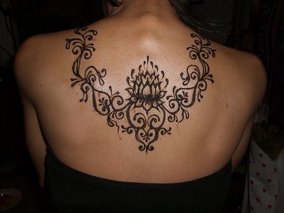 Disegni all'hennè per le spalle - Incredibile design per le spalle all'henné