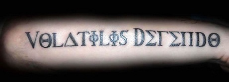 Antichi disegni di tatuaggi latini