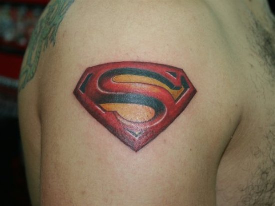 Disegno del tatuaggio Superman effetto 3D