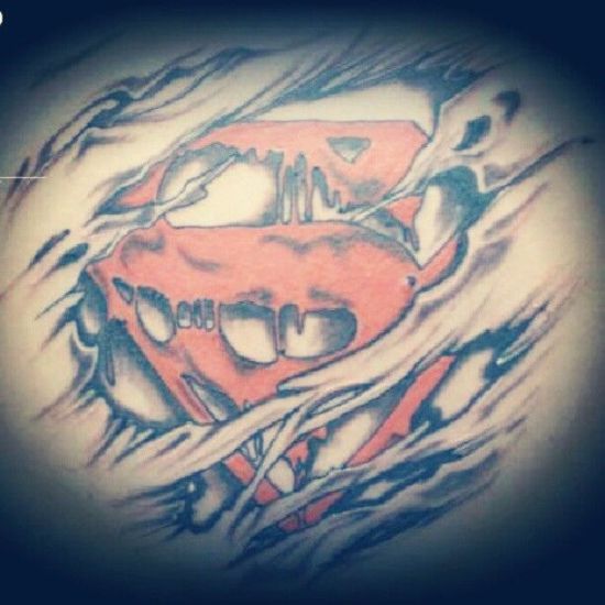 Logo del disegno del tatuaggio di Superman