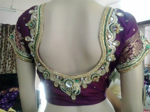 La blusa Kundan para los saris de seda