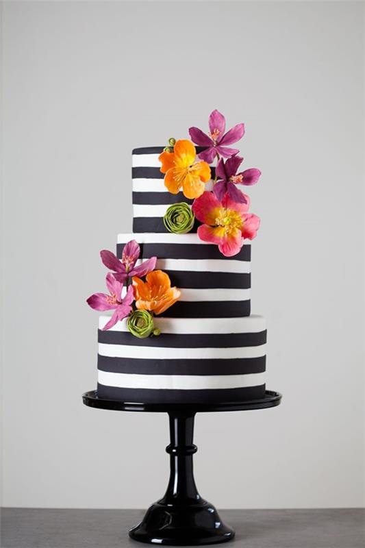 קישוט עוגות פסים פרחים שחורים לבנים