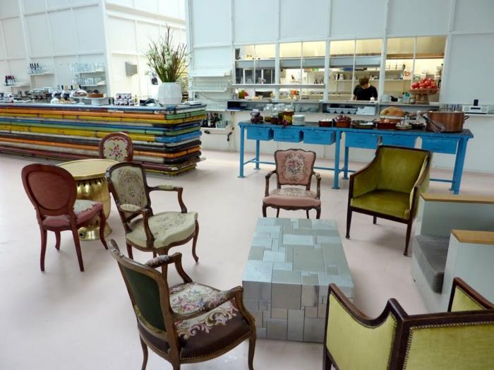 טרנדים רהיטים שבועון עיצוב תערוכה כיסאות בסגנון רטרו אופניים שידות שולחן קפה piet hein eek