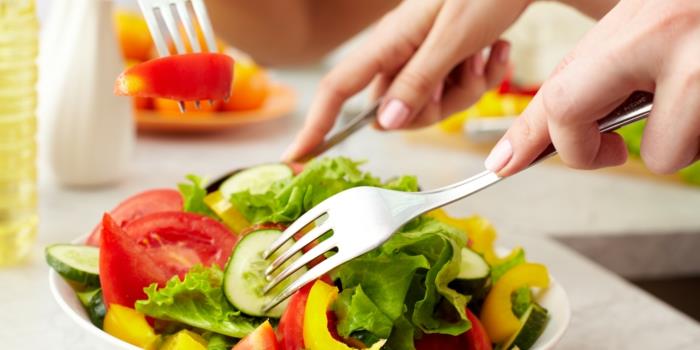 ידיים יבשות עצות סלט פירות ירקות בריאות