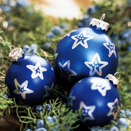 קישוטי חג המולד כדורי טינקר כחול כהה עם כוכבים