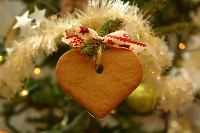 טינקר קישוטי חג המולד עם חומרים טבעיים עוגיות חג המולד קישוטי עץ חג המולד לב